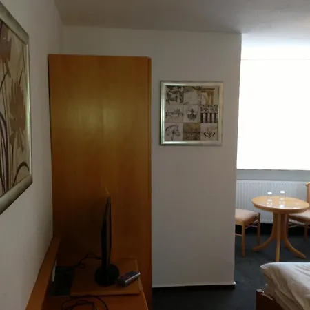 & Restaurant Jaegerstuben