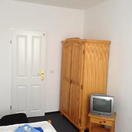 & Restaurant Jaegerstuben Penzion 2*