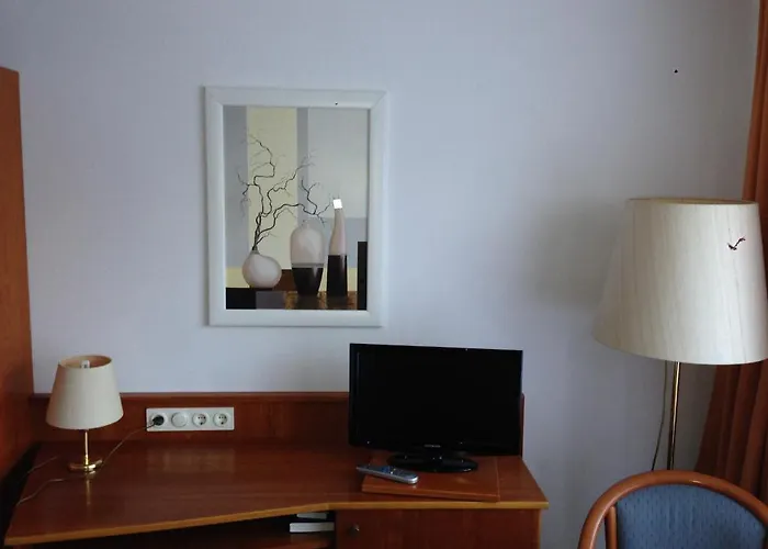 & Restaurant Jaegerstuben Πανσιόν Ritterhude