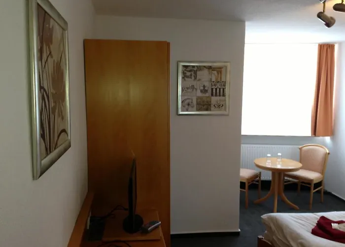 & Restaurant Jaegerstuben