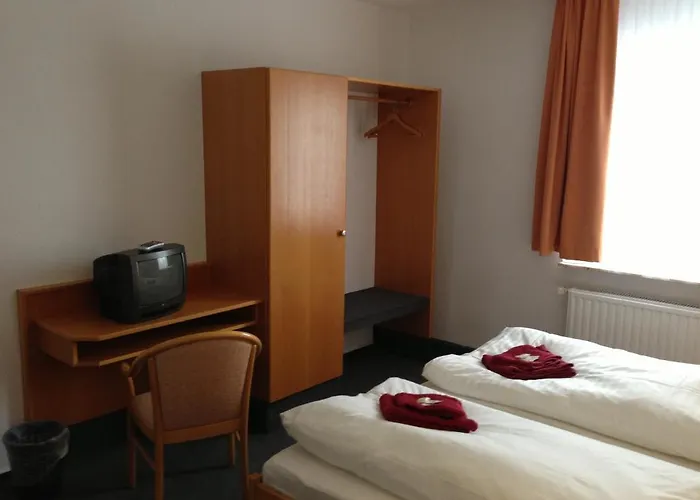 Πανσιόν & Restaurant Jaegerstuben Ritterhude