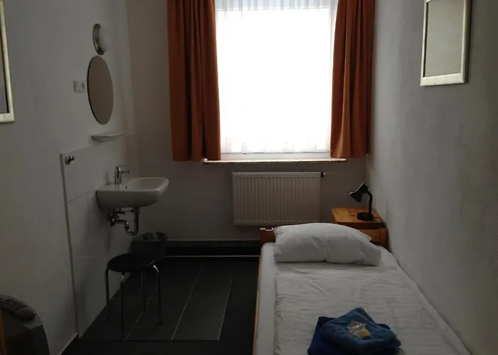 Πανσιόν & Restaurant Jaegerstuben