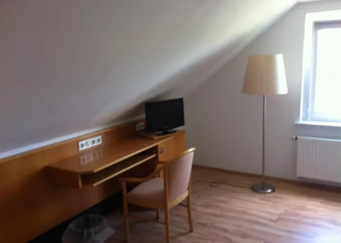 & Restaurant Jaegerstuben 2* Ritterhude